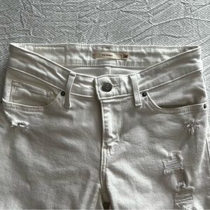 Levi’s 711 Skinny Jeans